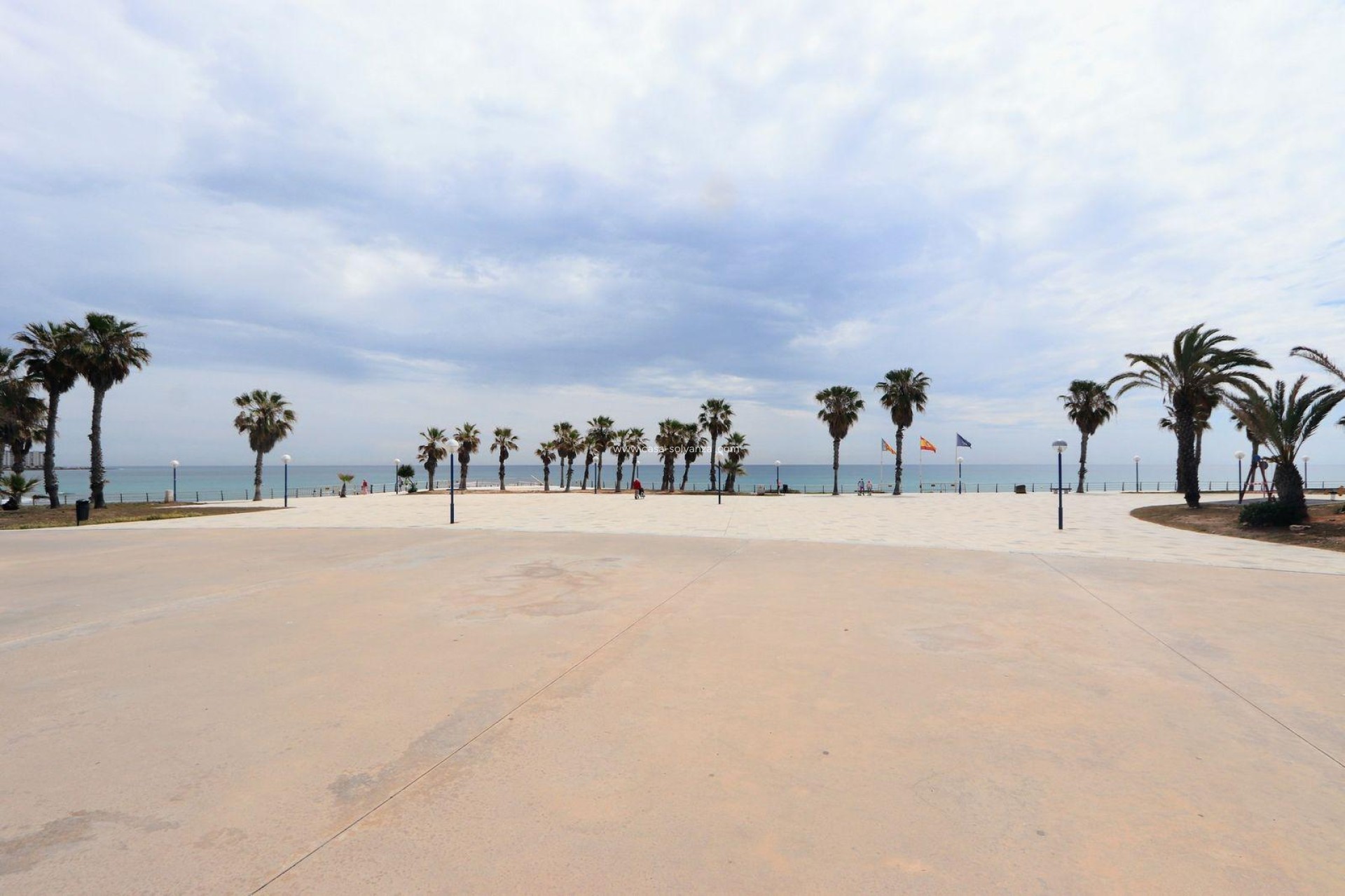 Resale - Apartment / flat - Torrevieja - Costa Blanca