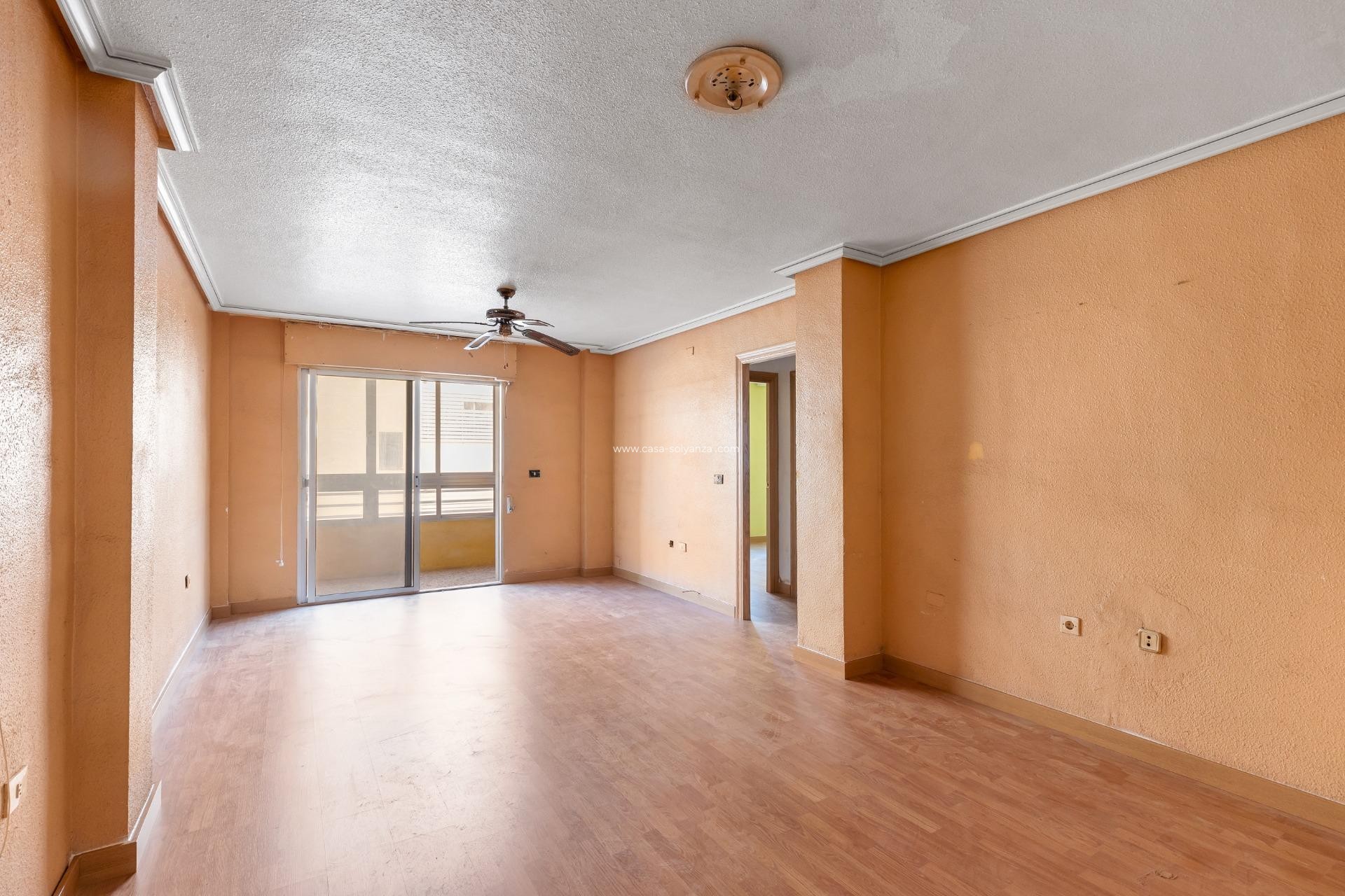 Resale - Apartment / flat - Torrevieja - Costa Blanca