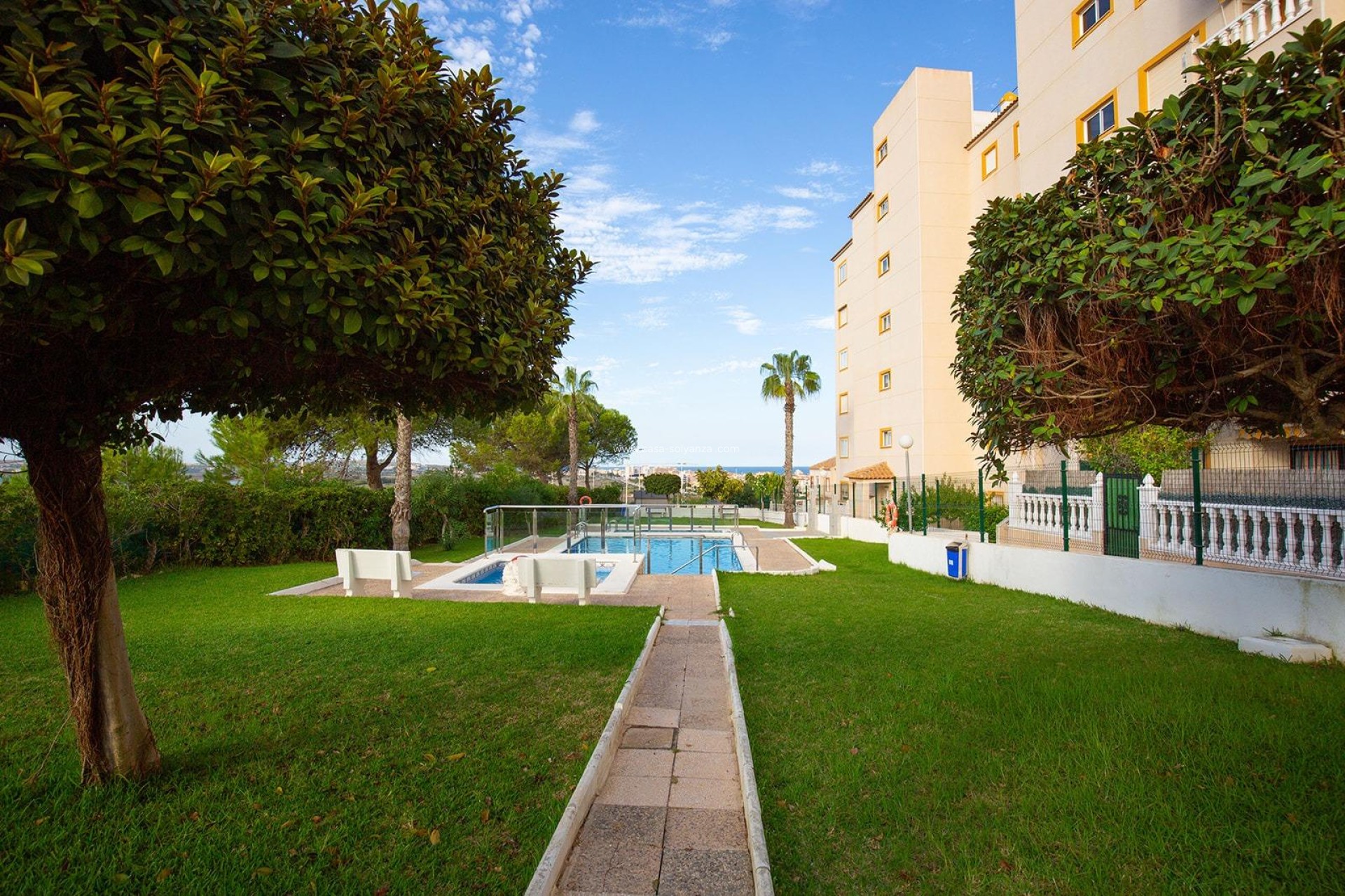 Resale - Apartment / flat - Torrevieja - Costa Blanca