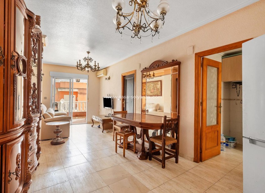 Resale - Apartment / flat - Torrevieja - Costa Blanca