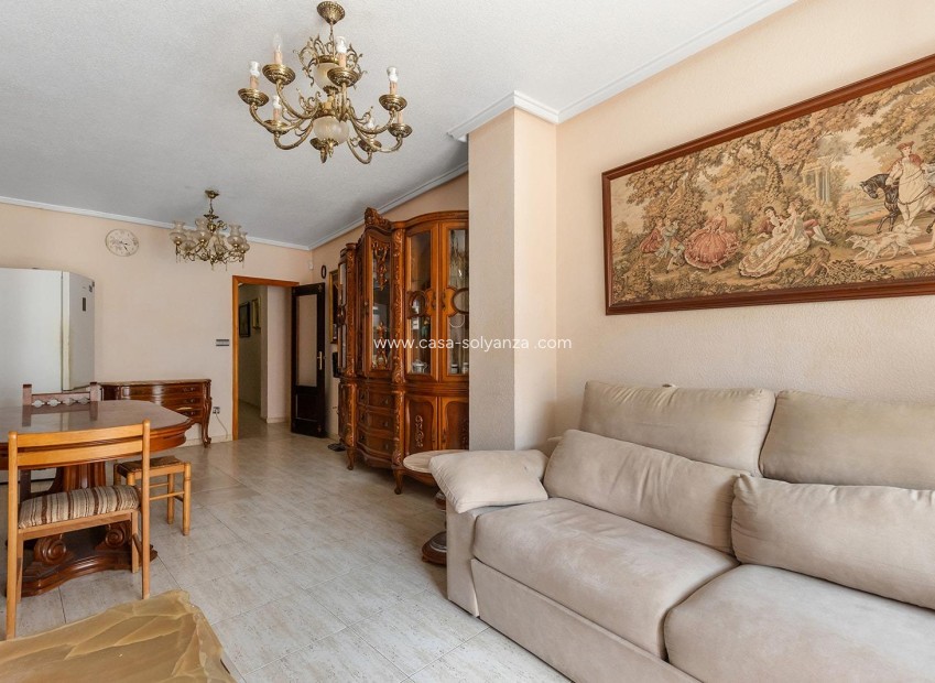 Resale - Apartment / flat - Torrevieja - Costa Blanca