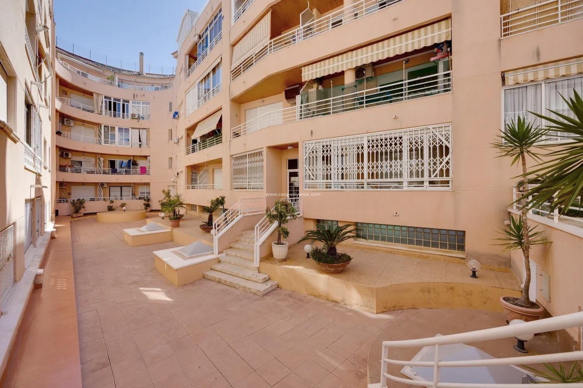 Resale - Apartment / flat - Torrevieja - Costa Blanca