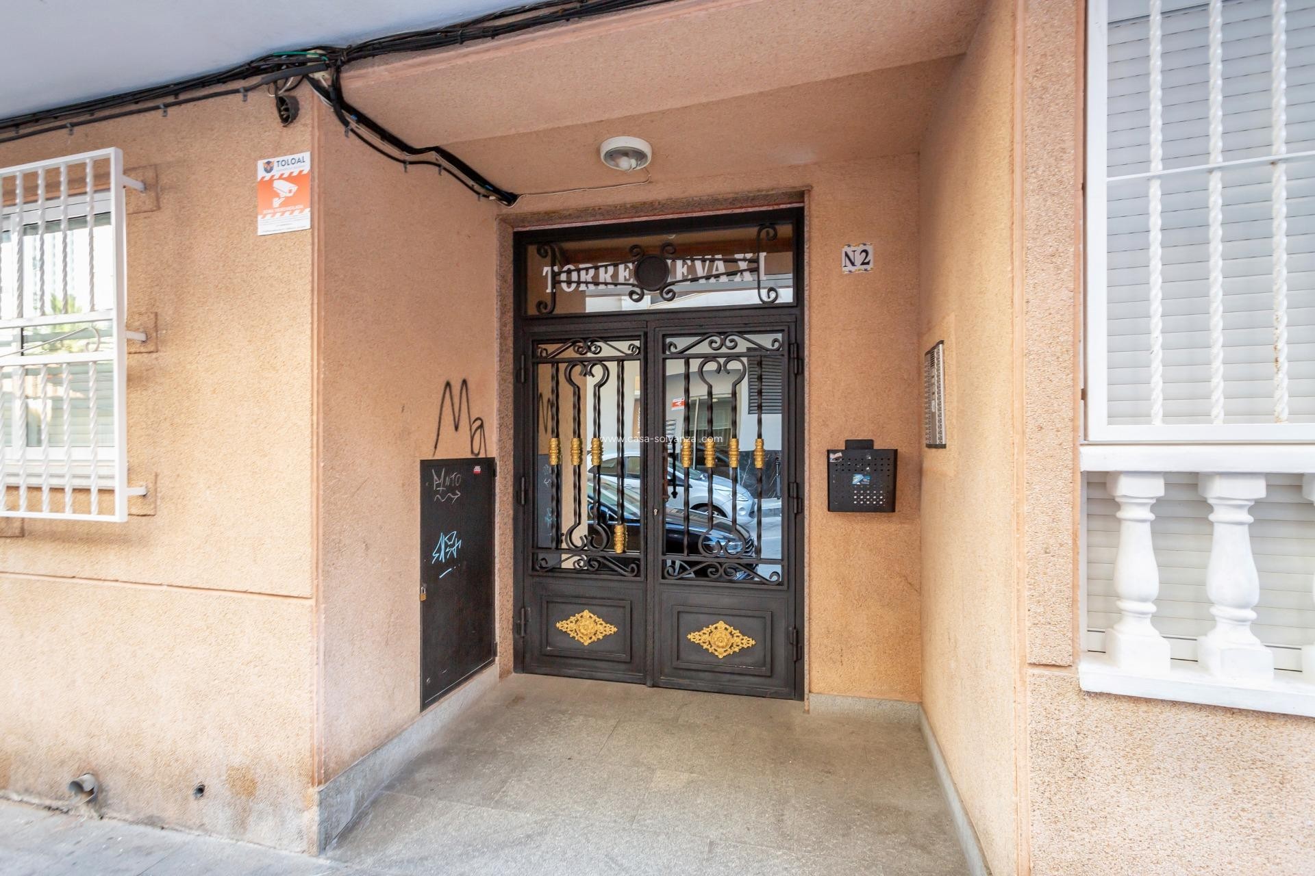 Resale - Apartment / flat - Torrevieja - Costa Blanca