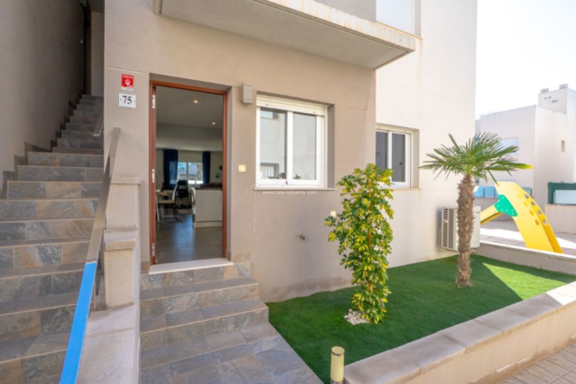 Resale - Apartment / flat - Torrevieja - Costa Blanca