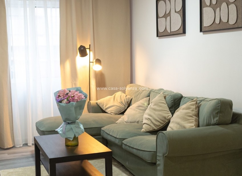Resale - Apartment / flat - Torrevieja - Costa Blanca