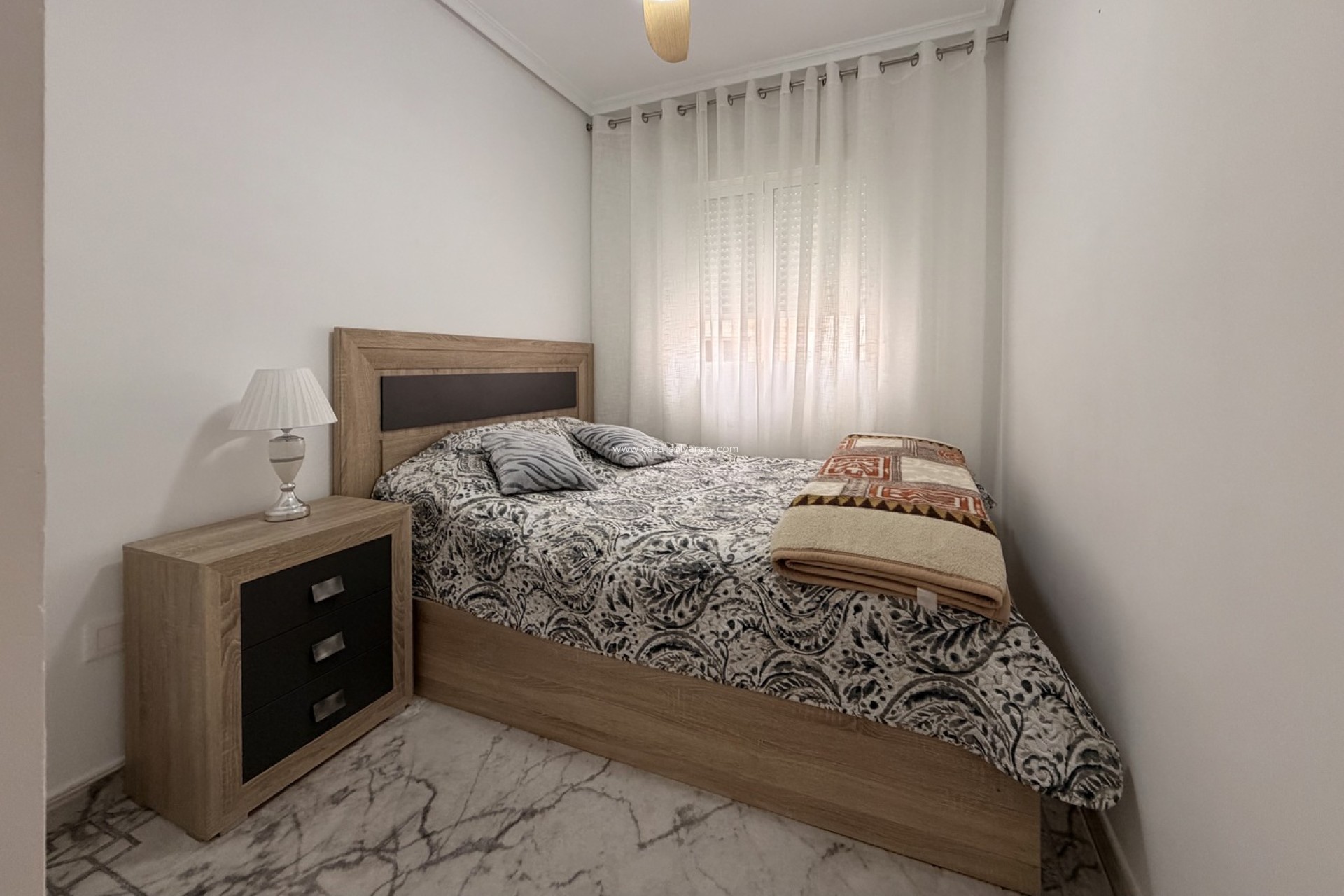 Resale - Apartment / flat - Torrevieja - Costa Blanca