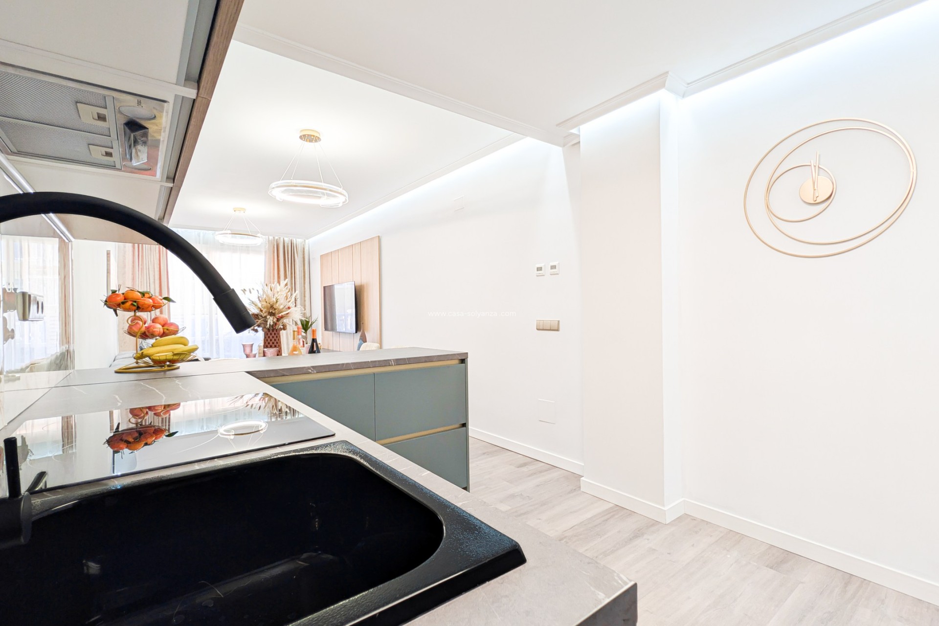 Resale - Apartment / flat - Torrevieja - Costa Blanca