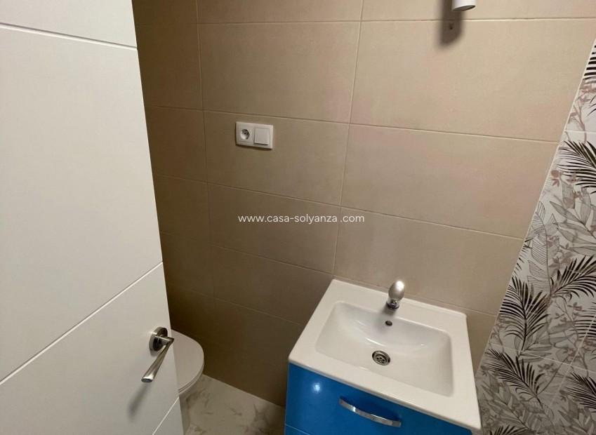 Resale - Apartment / flat - Torrevieja - Costa Blanca