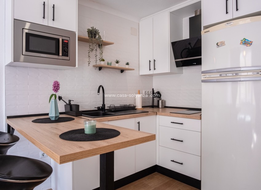 Resale - Apartment / flat - Torrevieja - Costa Blanca