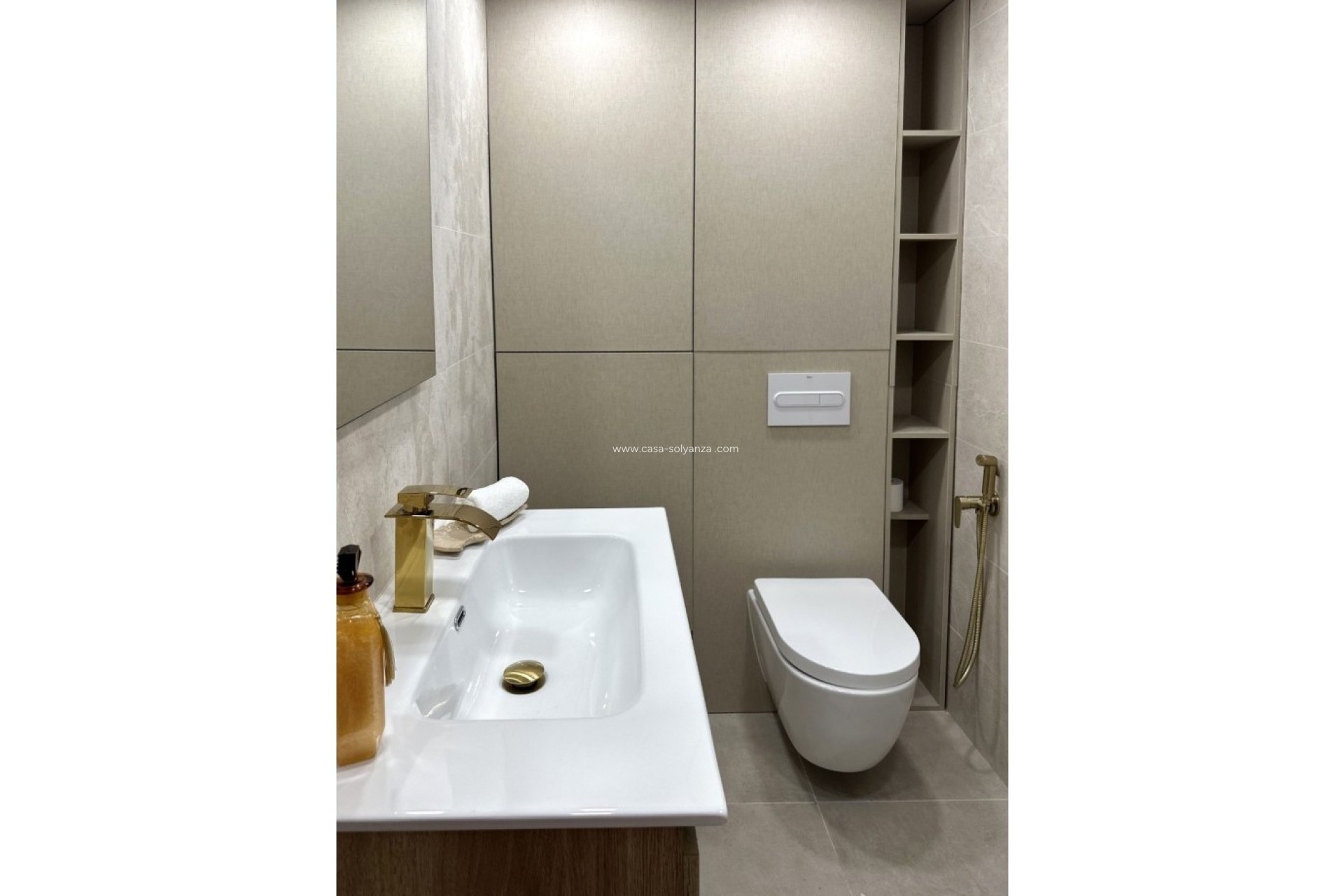 Resale - Apartment / flat - Torrevieja - Costa Blanca