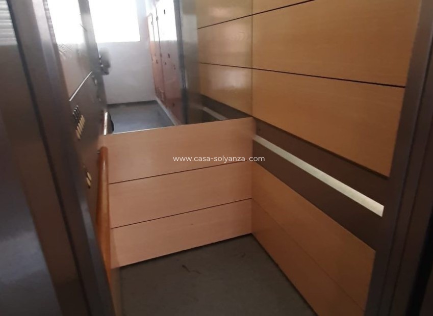 Resale - Apartment / flat - Torrevieja - Costa Blanca