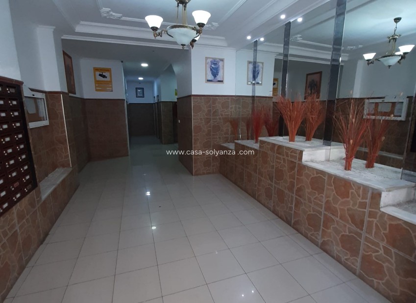 Resale - Apartment / flat - Torrevieja - Costa Blanca