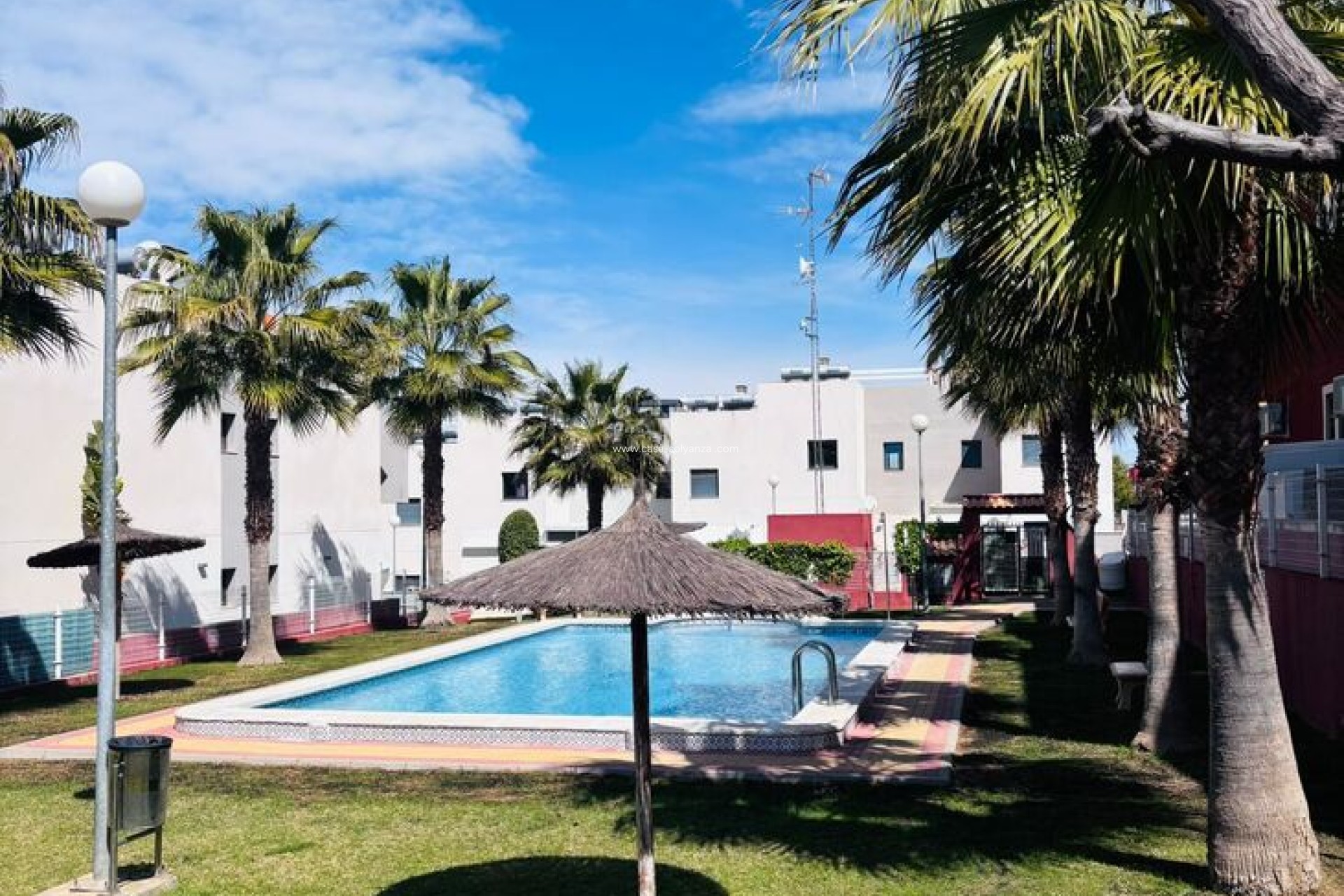 Resale - Apartment / flat - Torrevieja - Costa Blanca