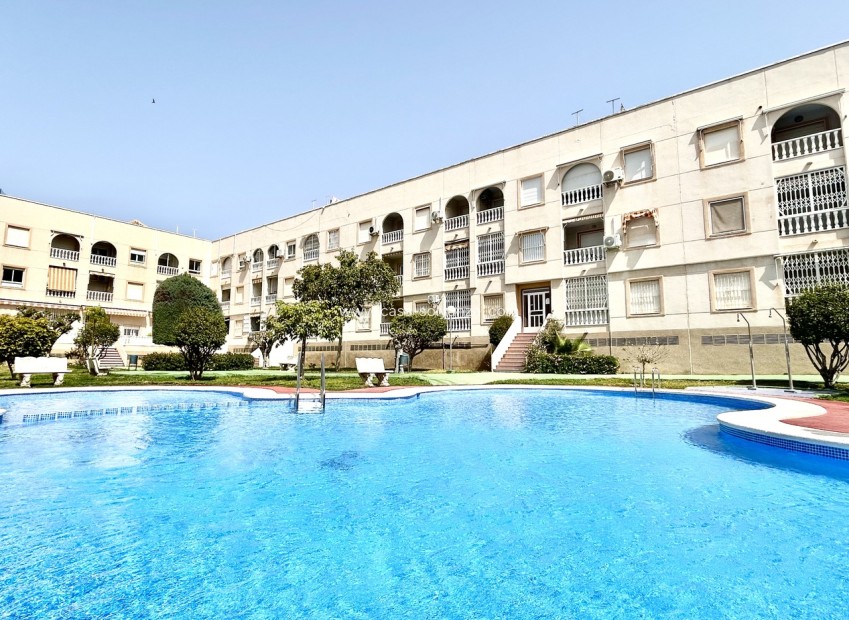 Resale - Apartment / flat - Torrevieja - Costa Blanca