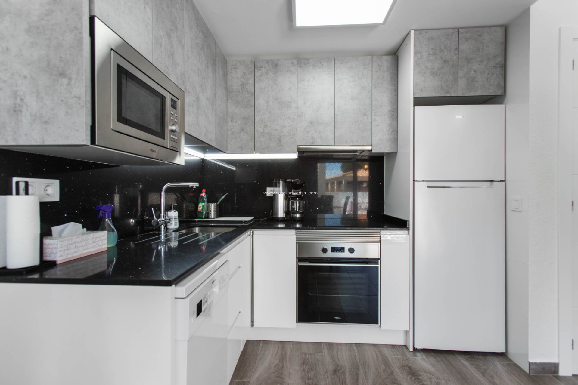 Resale - Apartment / flat - Torrevieja - Costa Blanca