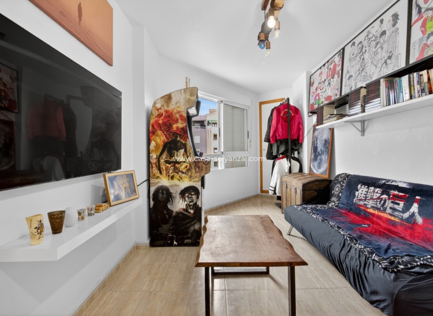 Resale - Apartment / flat - Torrevieja - Costa Blanca