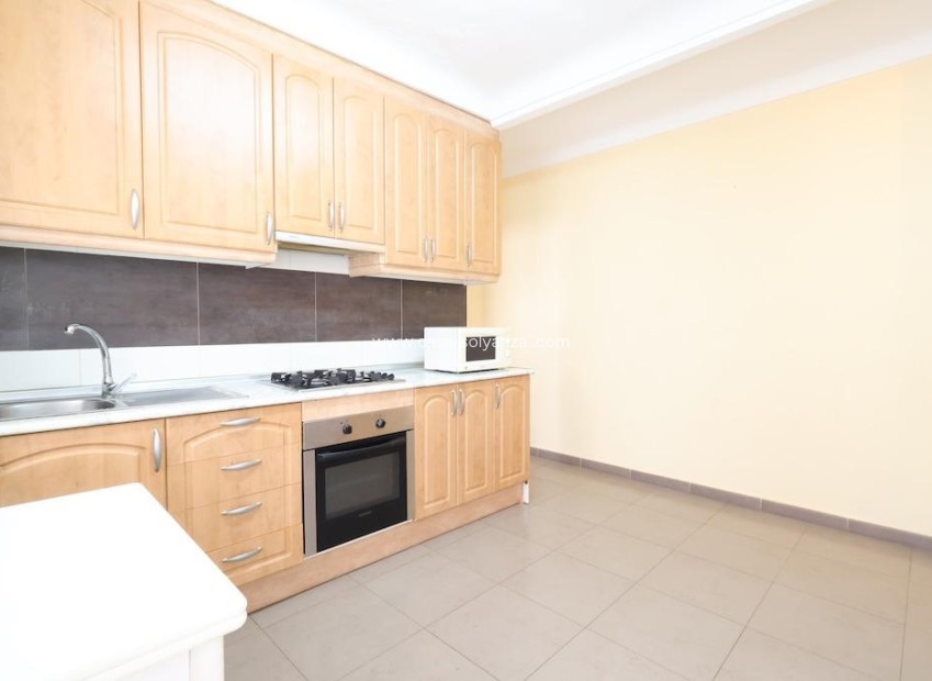 Resale - Apartment / flat - Torrevieja - Costa Blanca