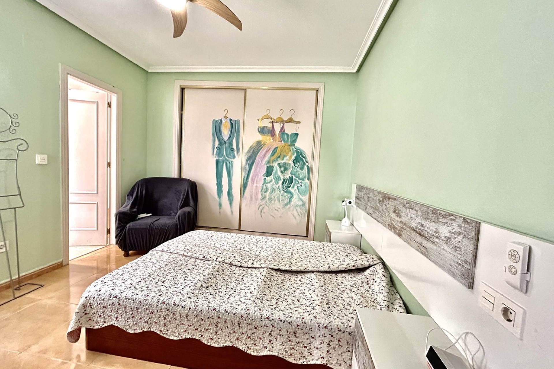 Resale - Apartment / flat - Torrevieja - Costa Blanca