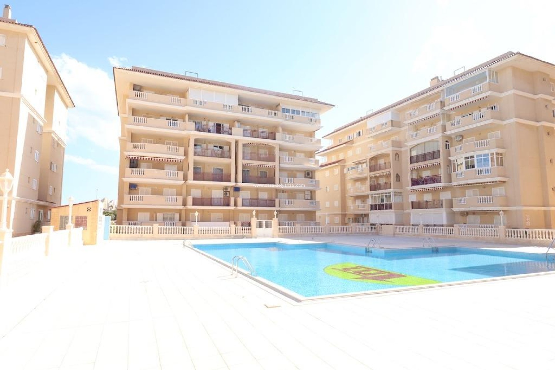 Resale - Apartment / flat - Torrevieja - Costa Blanca
