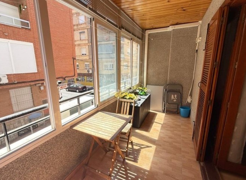 Resale - Apartment / flat - Torrevieja - Costa Blanca