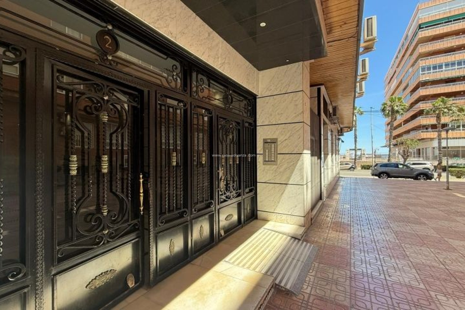 Resale - Apartment / flat - Torrevieja - Costa Blanca