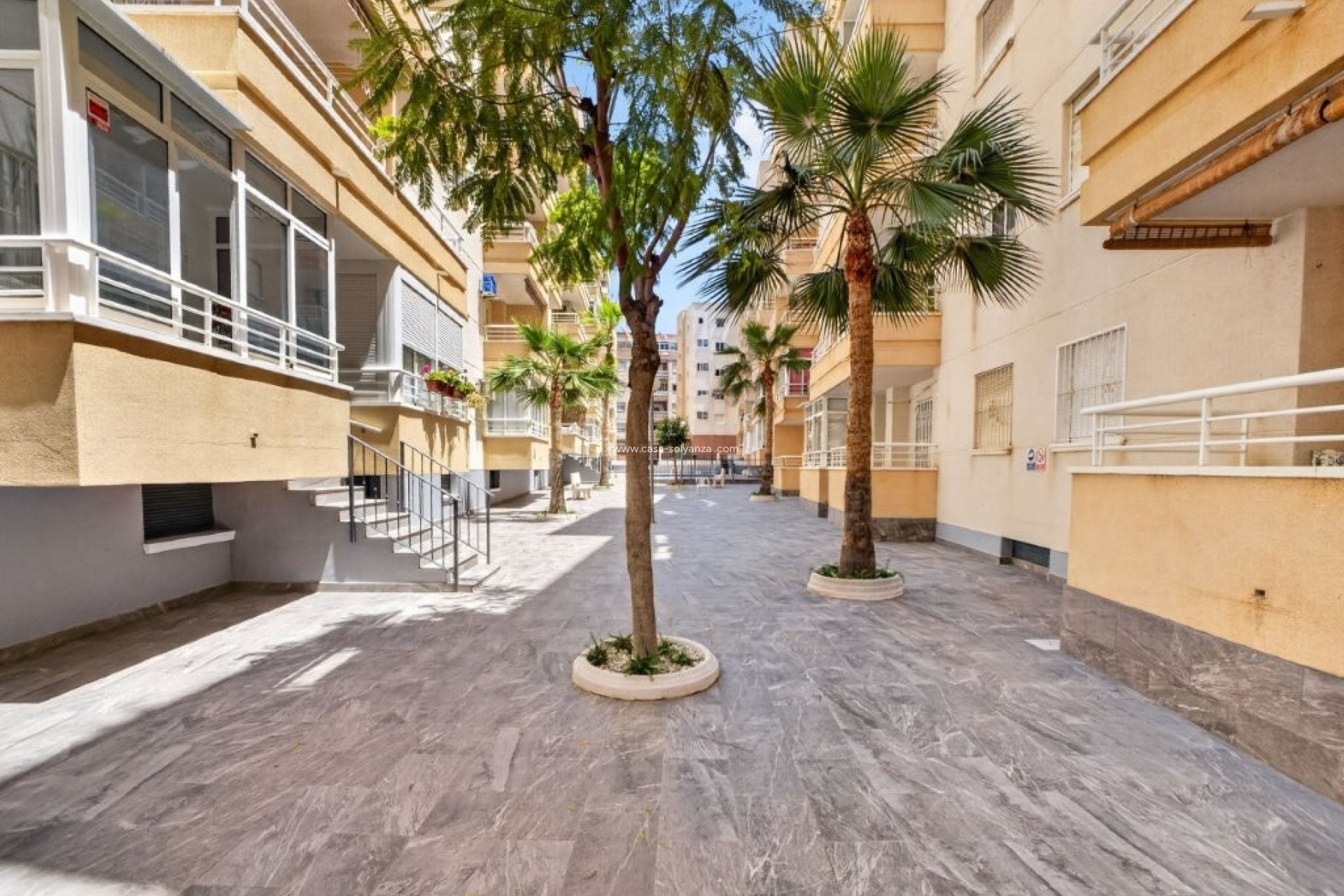 Resale - Apartment / flat - Torrevieja - Costa Blanca
