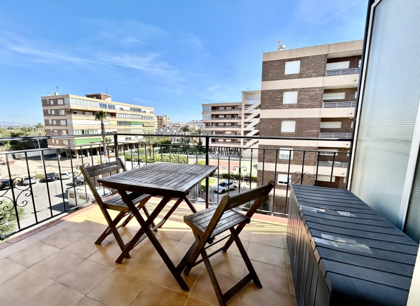 Resale - Apartment / flat - Torrevieja - Costa Blanca