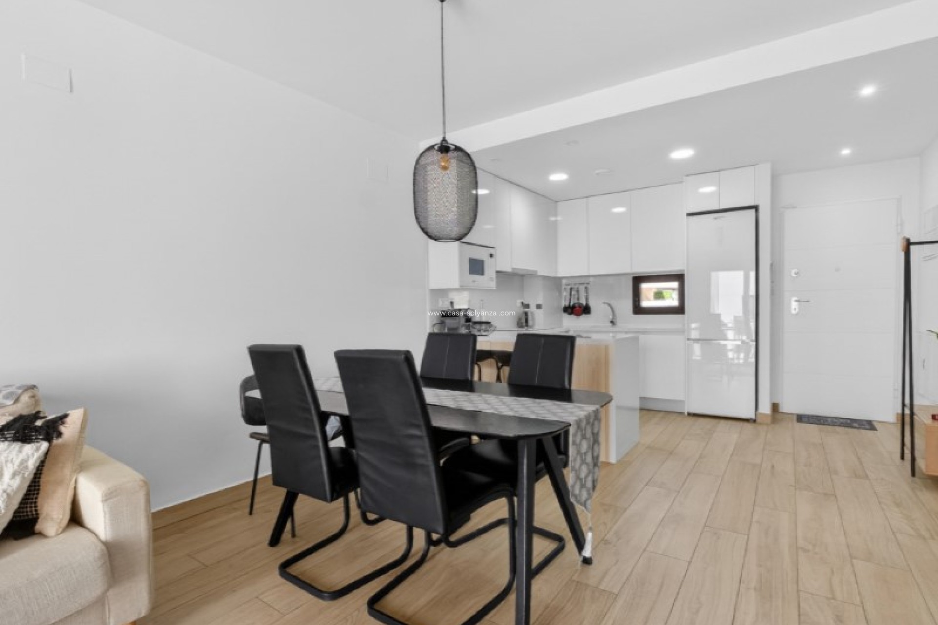 Resale - Apartment / flat - Torrevieja - Costa Blanca