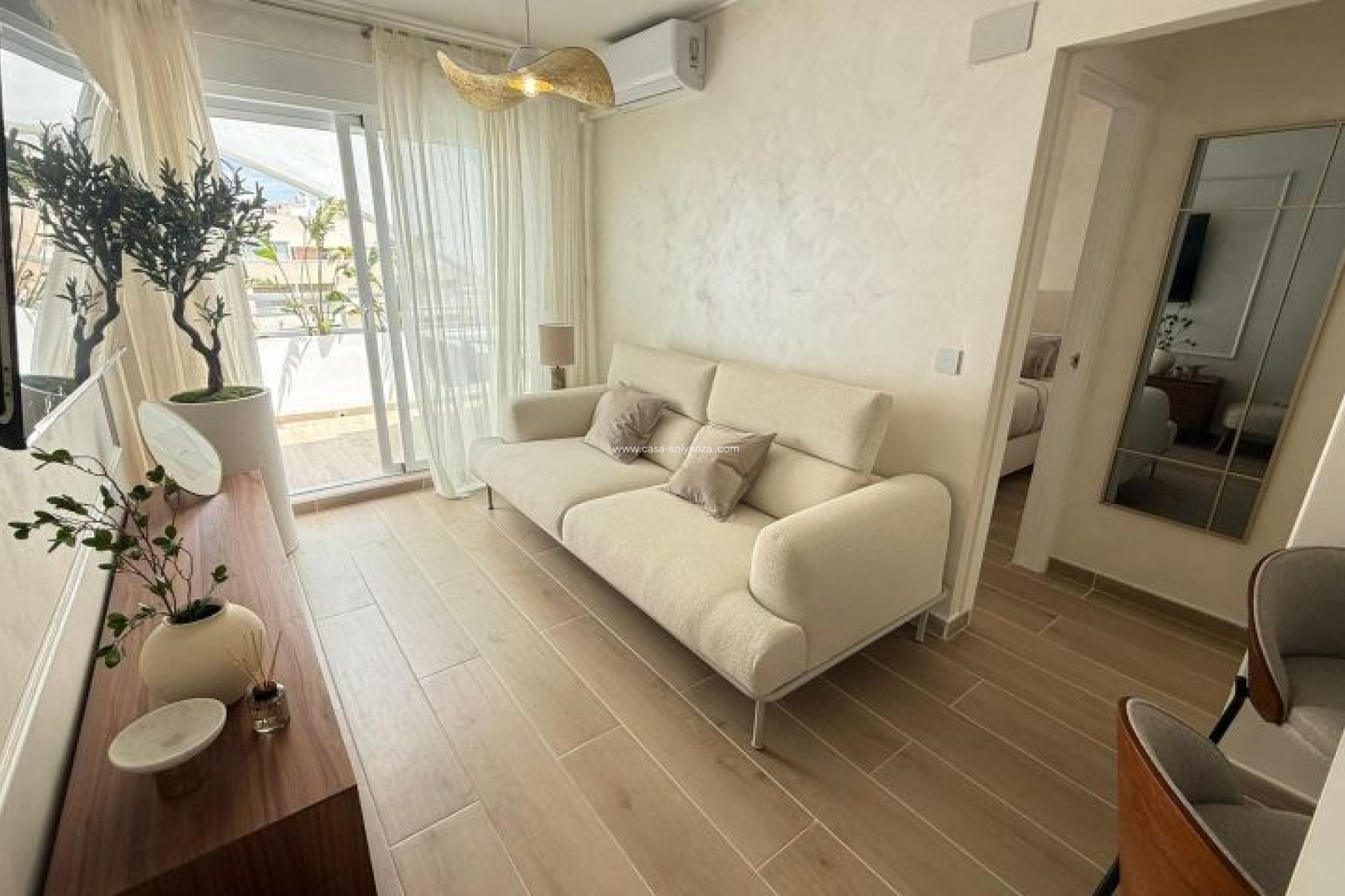Resale - Apartment / flat - Torrevieja - Costa Blanca