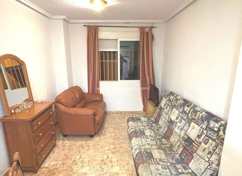 Resale - Apartment / flat - Torrevieja - Curva Del Palangre