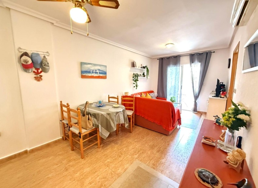 Resale - Apartment / flat - Torrevieja - Curva Del Palangre