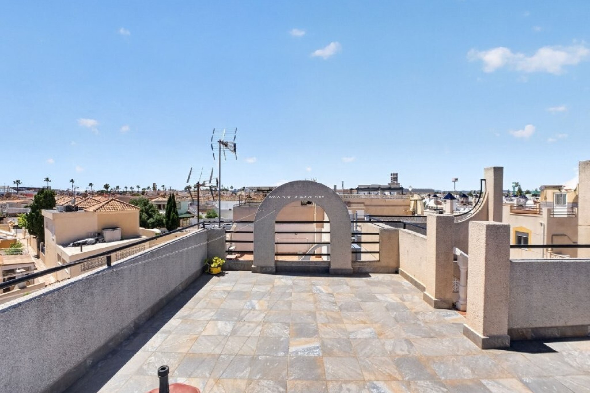 Resale - Apartment / flat - Torrevieja - Doña Ines