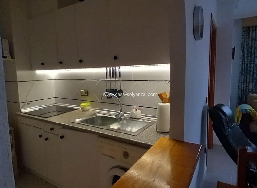 Resale - Apartment / flat - Torrevieja - El Acequión - Los Náufragos