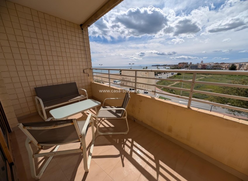 Resale - Apartment / flat - Torrevieja - El Acequión - Los Náufragos