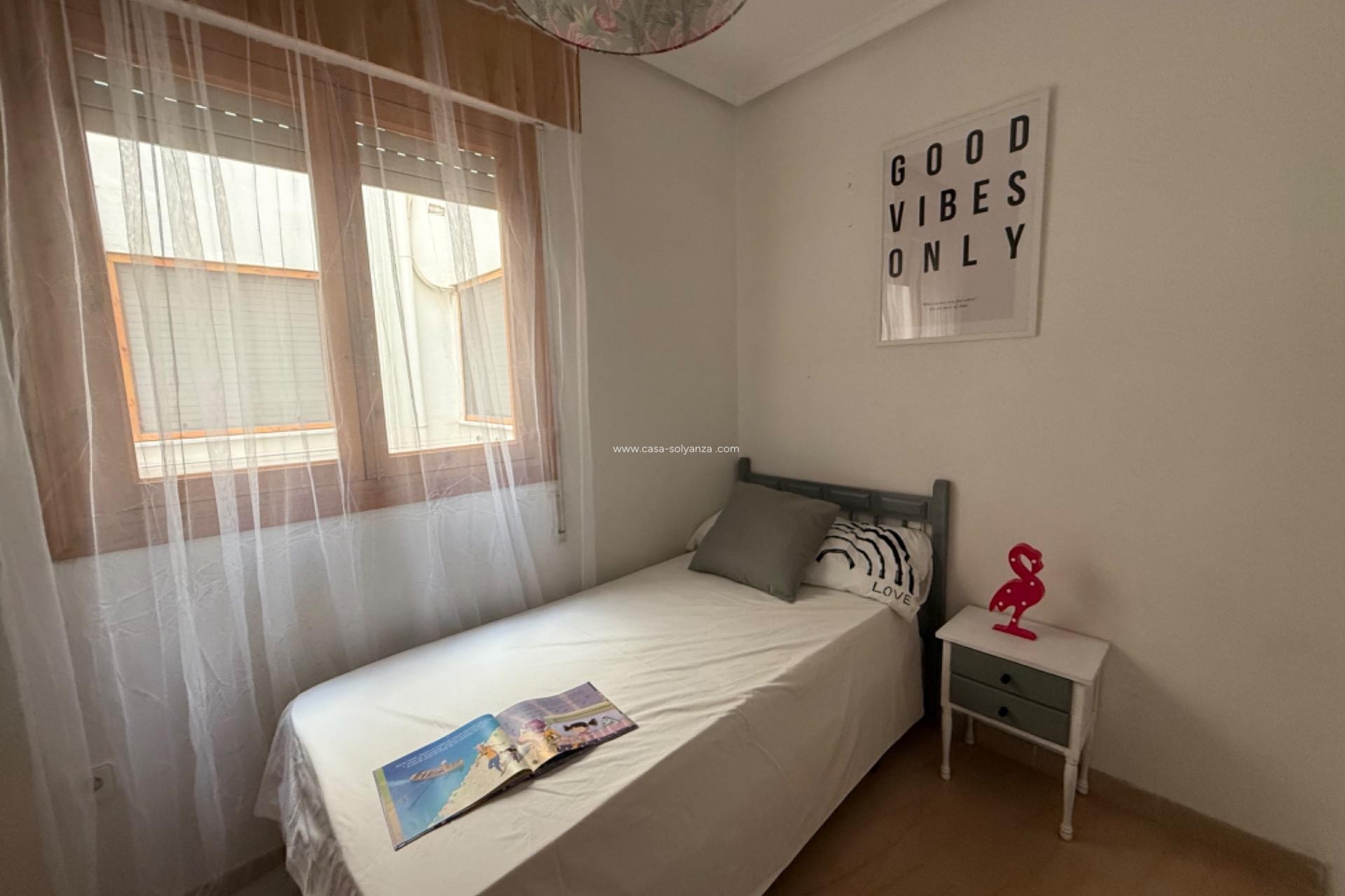 Resale - Apartment / flat - Torrevieja - El Acequión - Los Náufragos