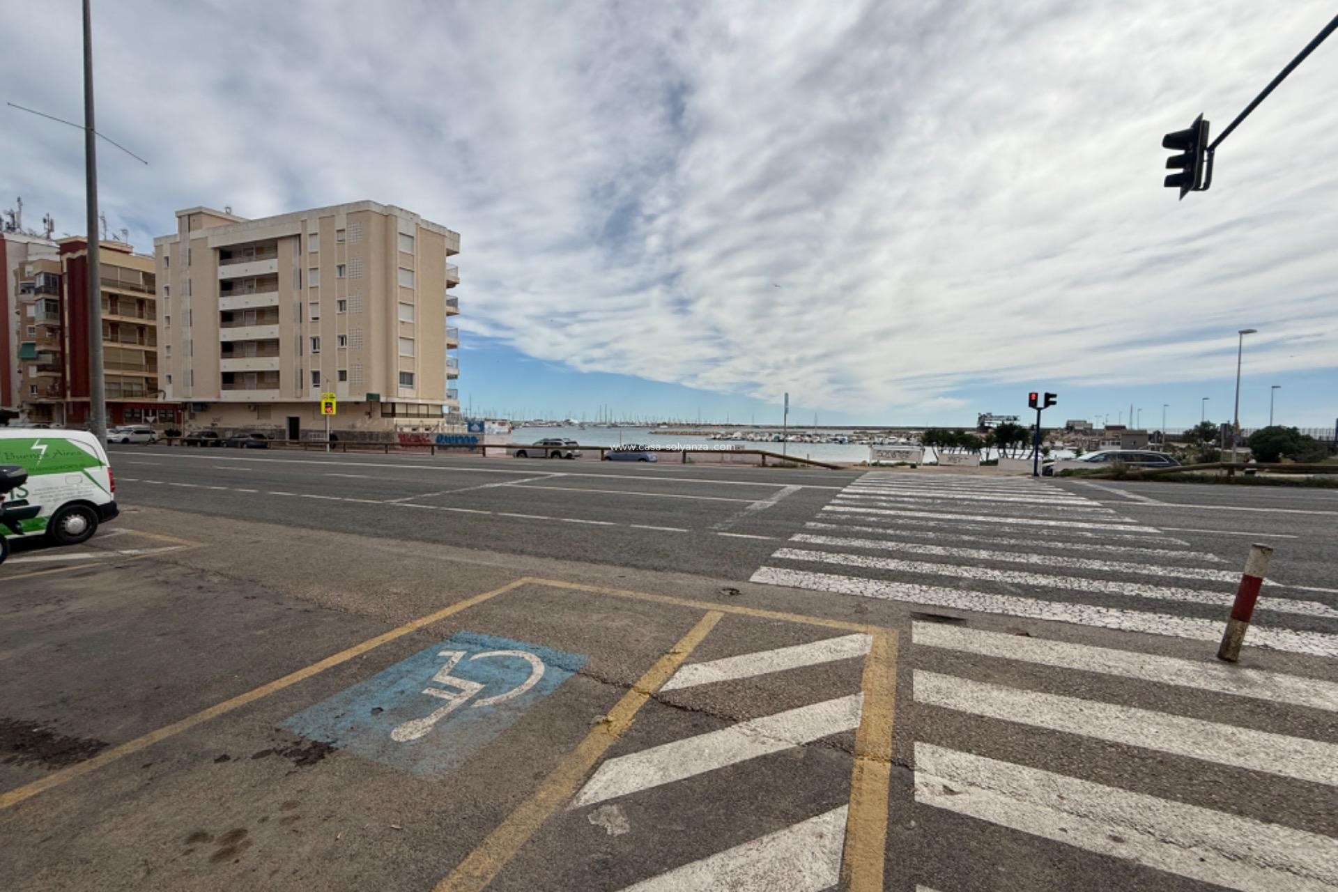 Resale - Apartment / flat - Torrevieja - El Acequión - Los Náufragos