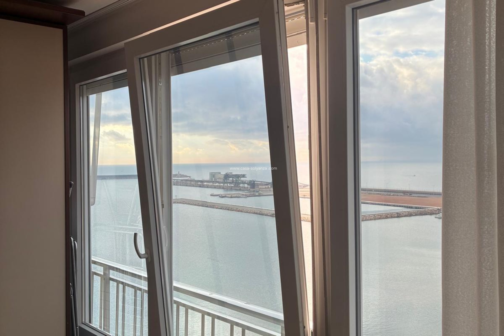 Resale - Apartment / flat - Torrevieja - El Acequión - Los Náufragos