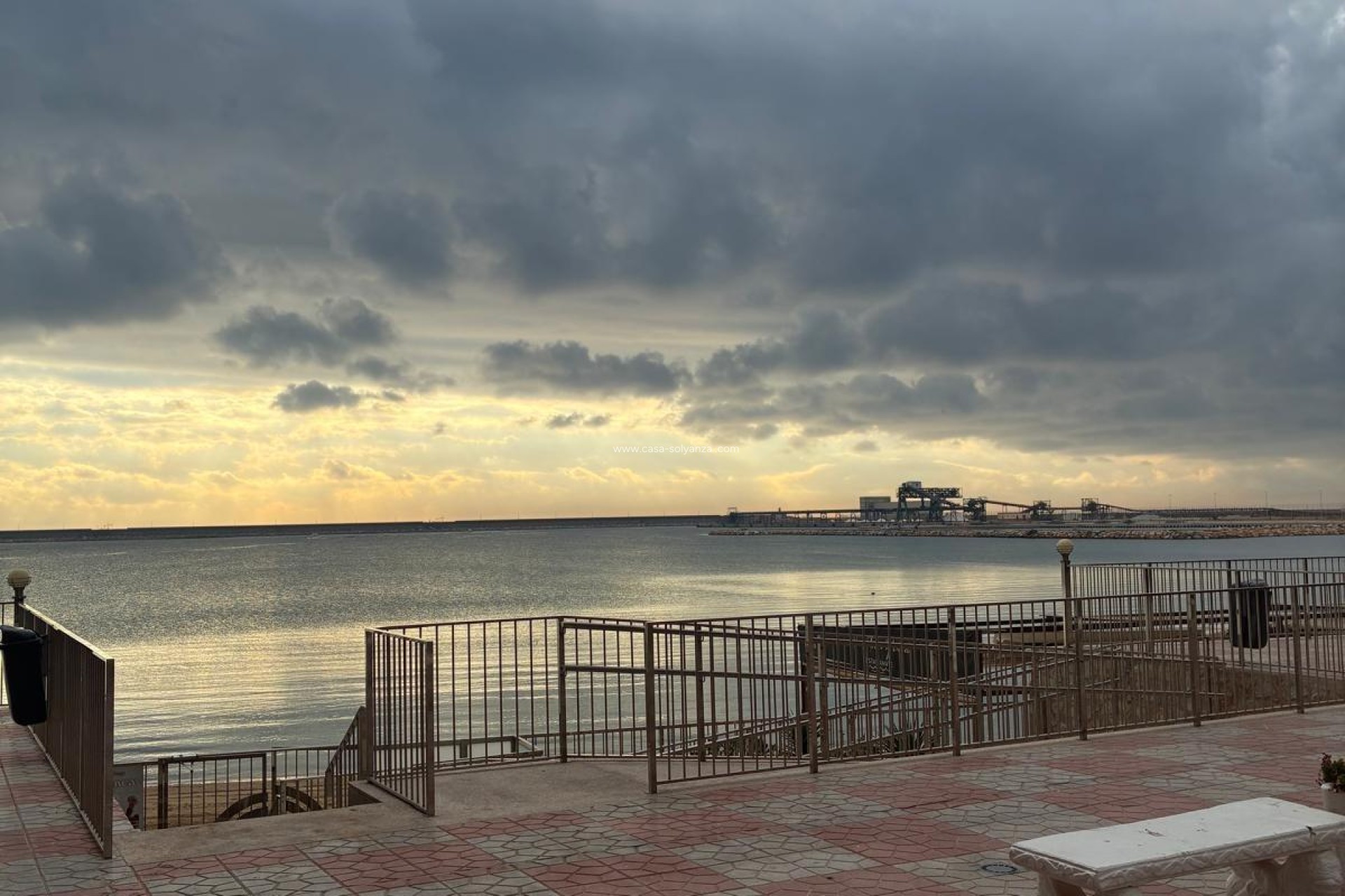 Resale - Apartment / flat - Torrevieja - El Acequión - Los Náufragos