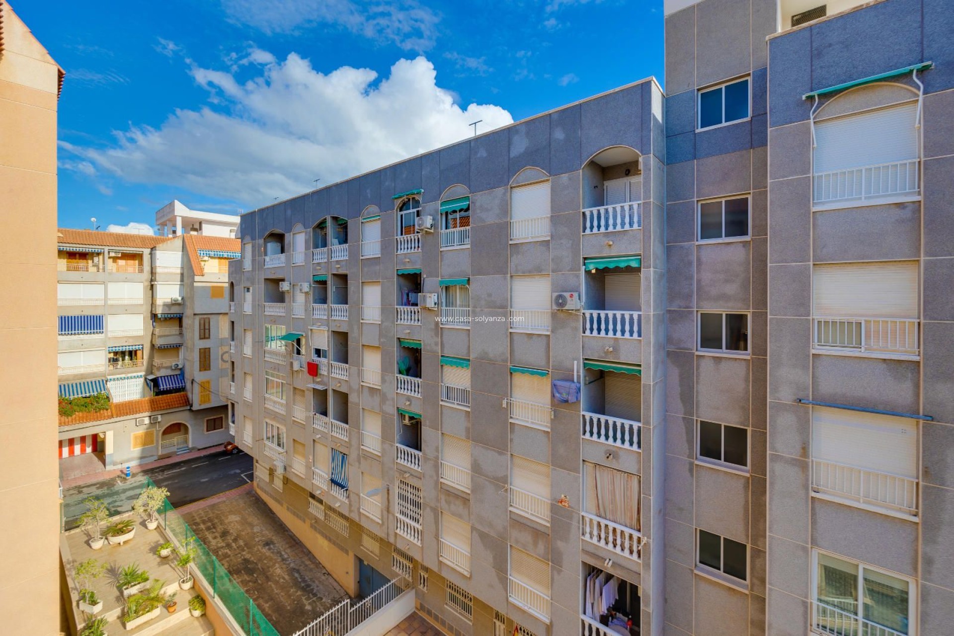 Resale - Apartment / flat - Torrevieja - El Acequión - Los Náufragos
