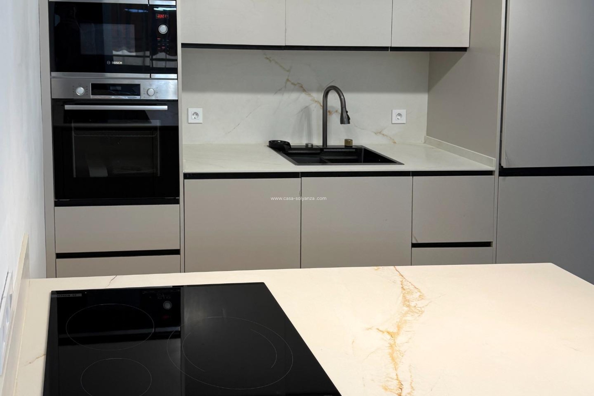 Resale - Apartment / flat - Torrevieja - El Acequión - Los Náufragos