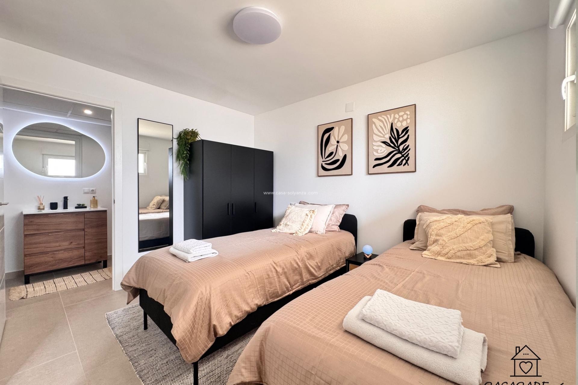 Resale - Apartment / flat - Torrevieja - El Acequión - Los Náufragos