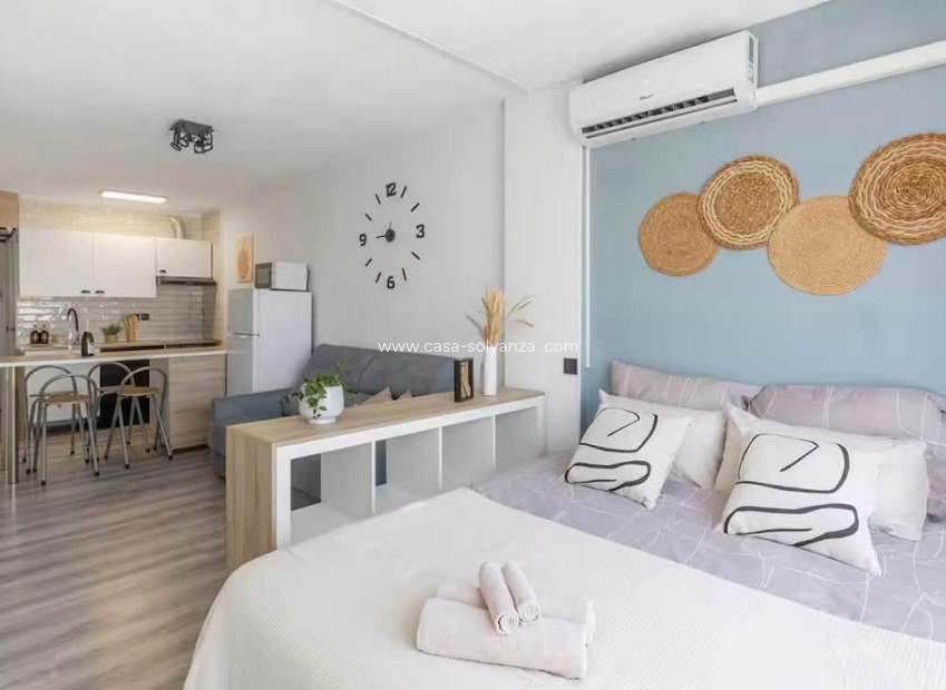 Resale - Apartment / flat - Torrevieja - El chaparral