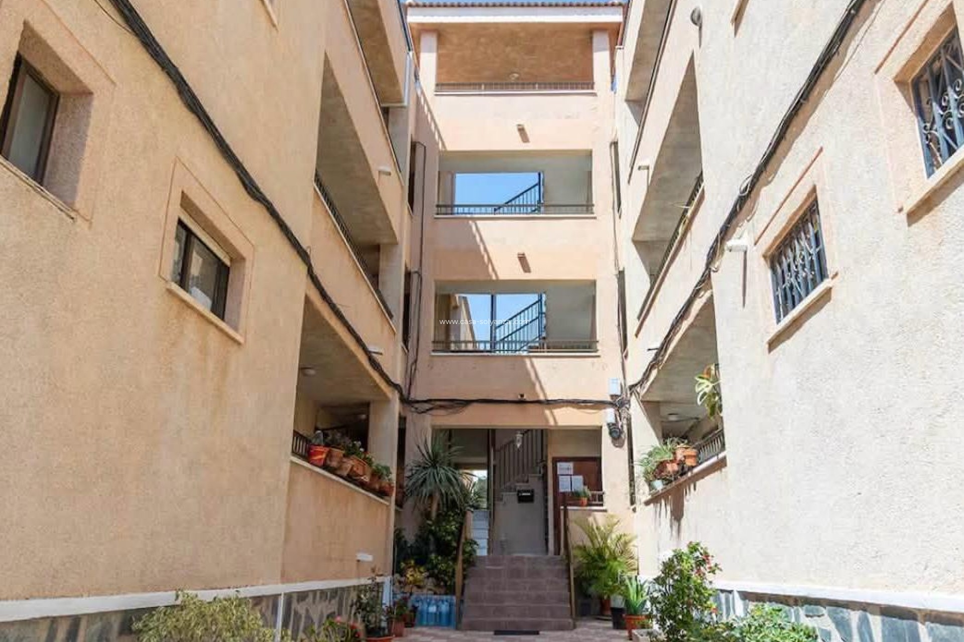 Resale - Apartment / flat - Torrevieja - El chaparral