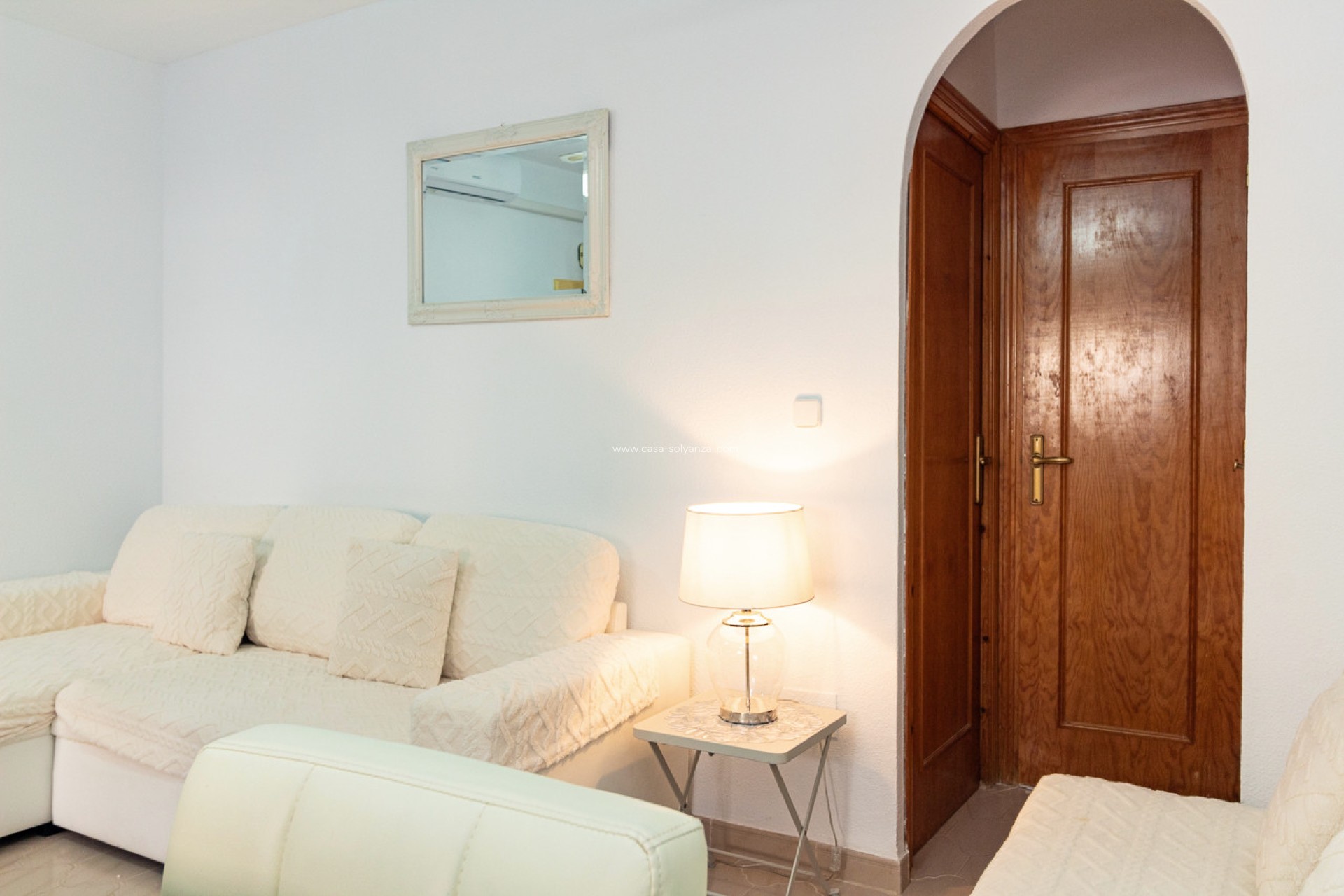 Resale - Apartment / flat - Torrevieja - El Chaparral