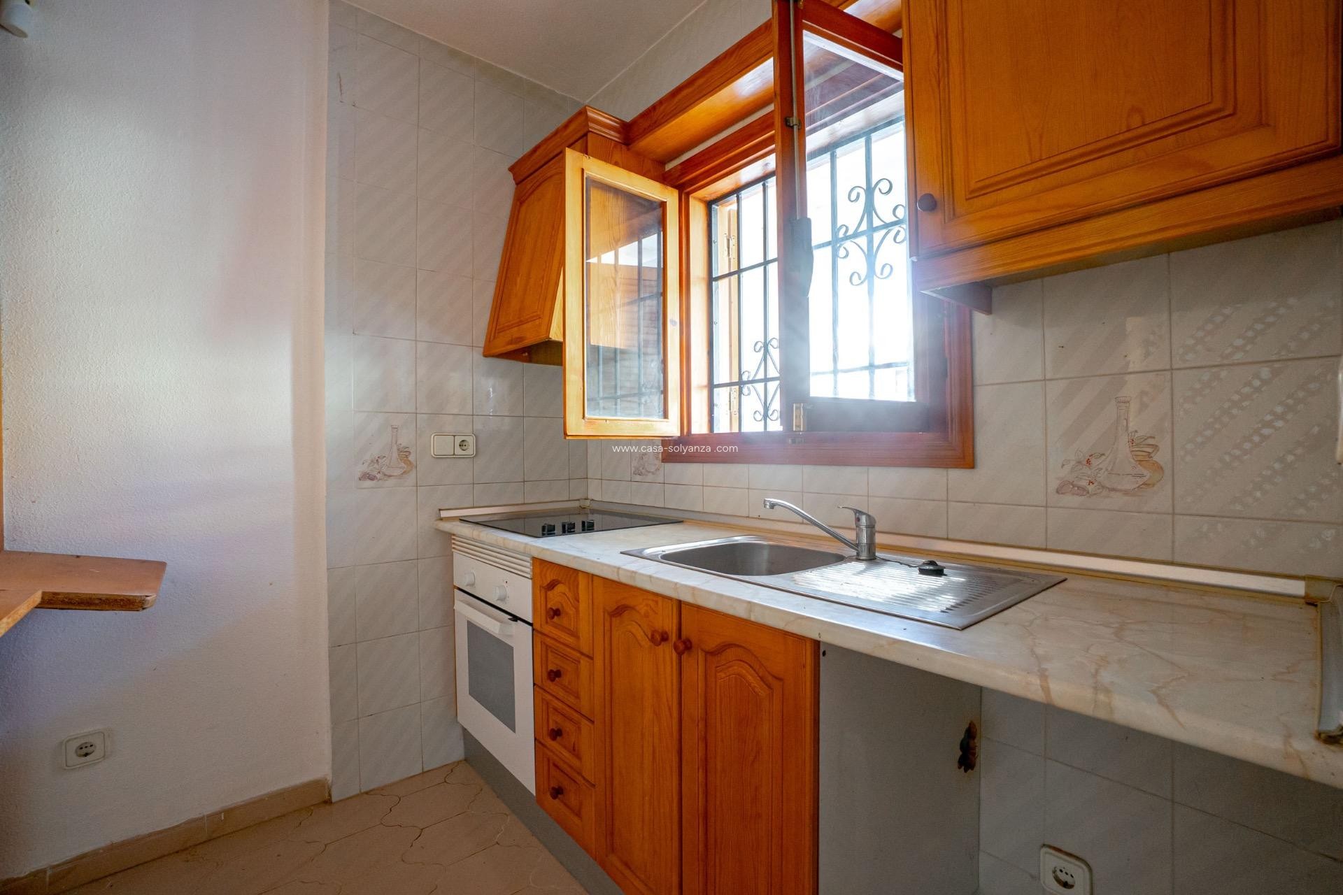 Resale - Apartment / flat - Torrevieja - El chaparral