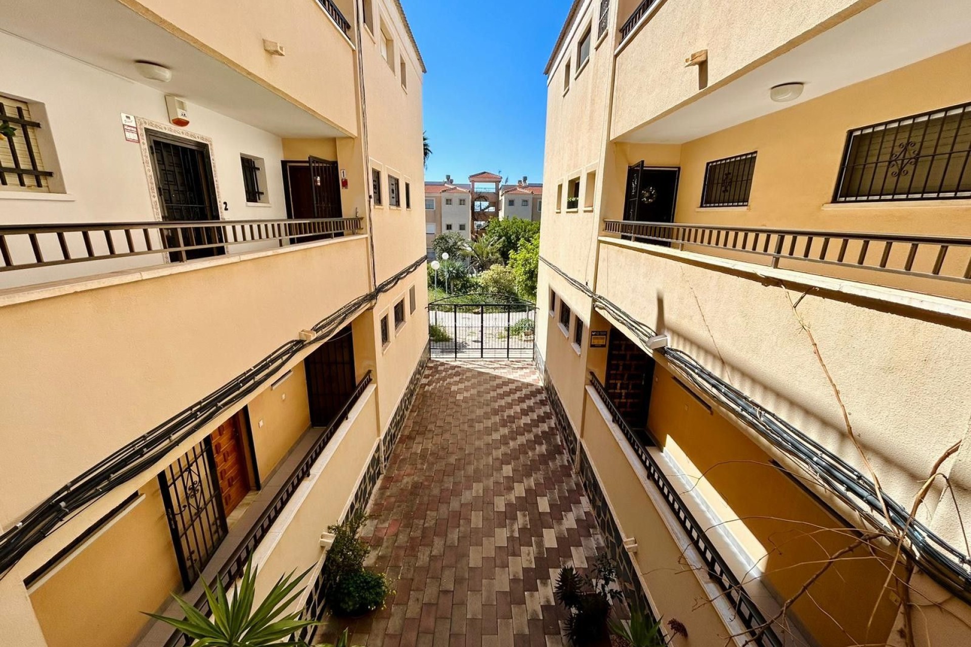 Resale - Apartment / flat - Torrevieja - El chaparral