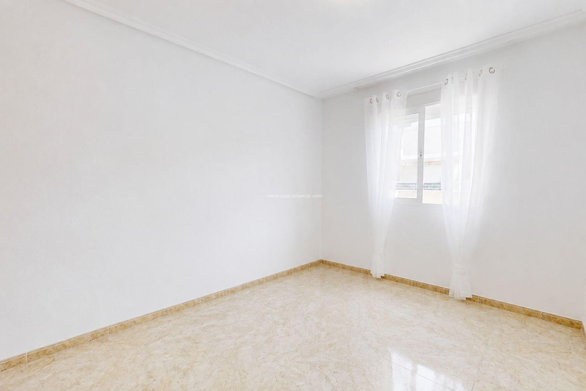 Resale - Apartment / flat - Torrevieja - El Molino