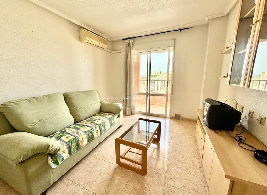 Resale - Apartment / flat - Torrevieja - El Molino