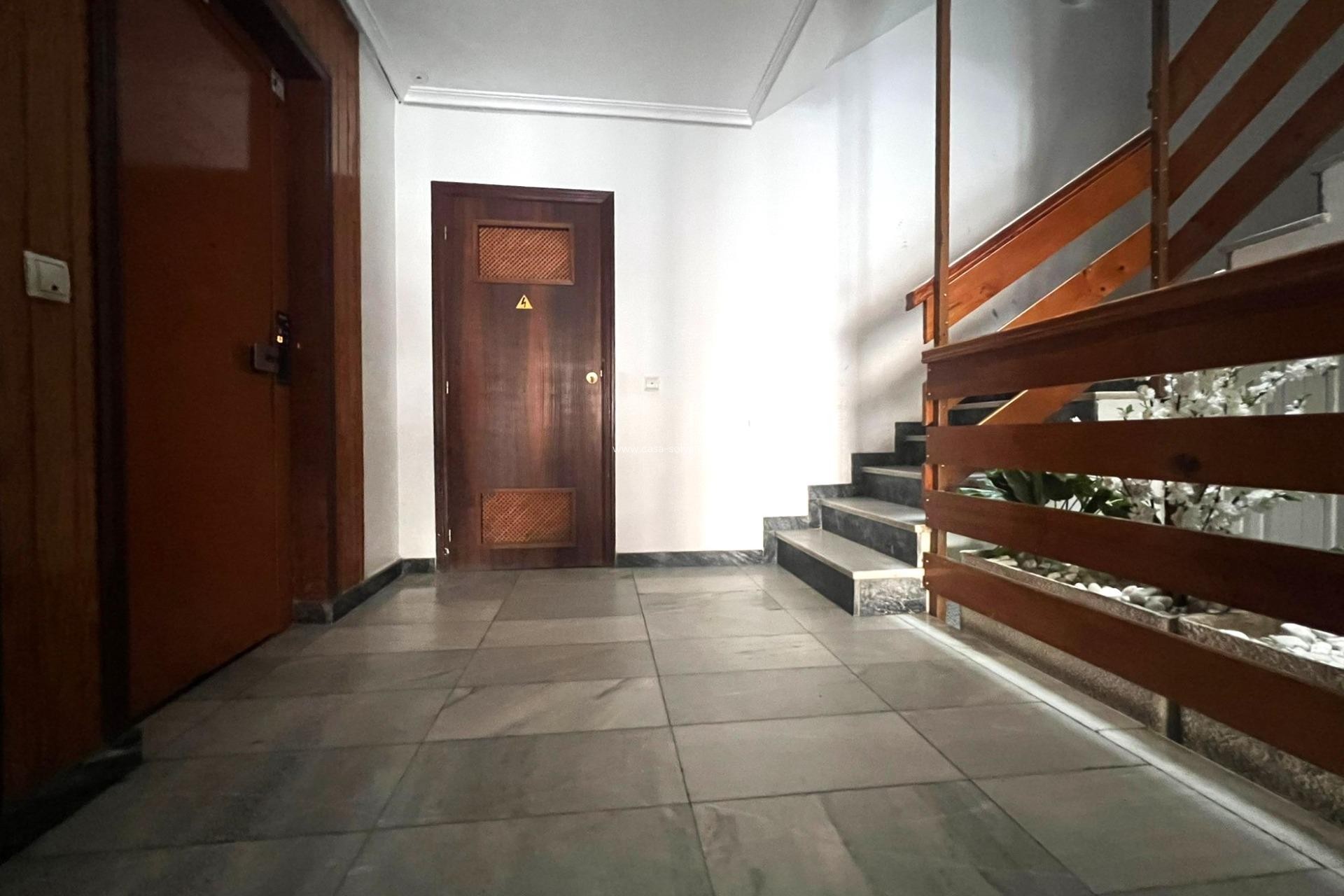 Resale - Apartment / flat - Torrevieja - El Molino