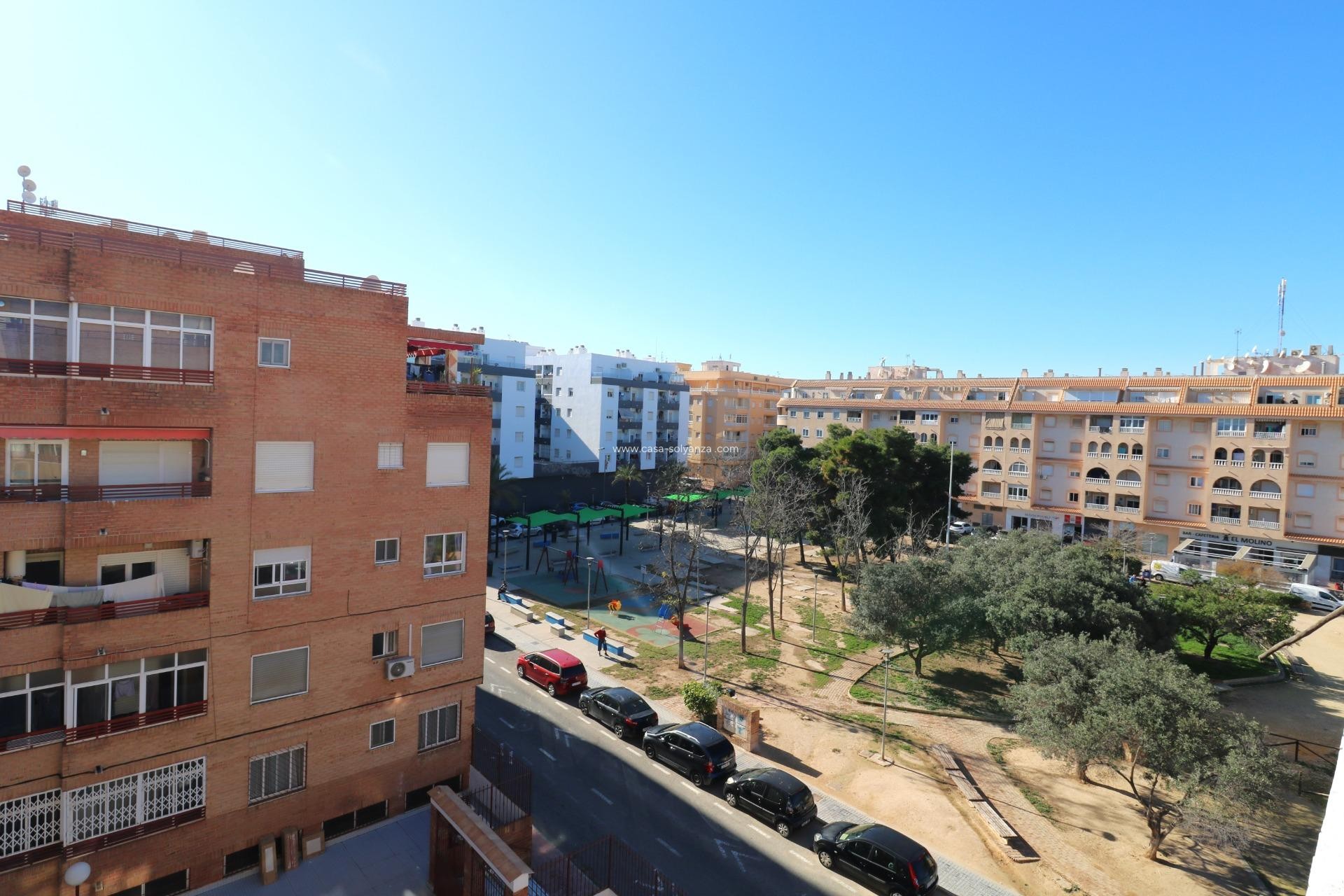 Resale - Apartment / flat - Torrevieja - El Molino